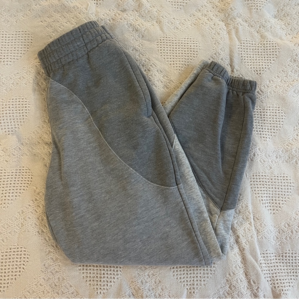 Alo Yoga Sweatpants